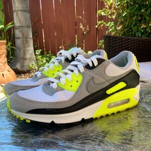 Nike Air Max Volt